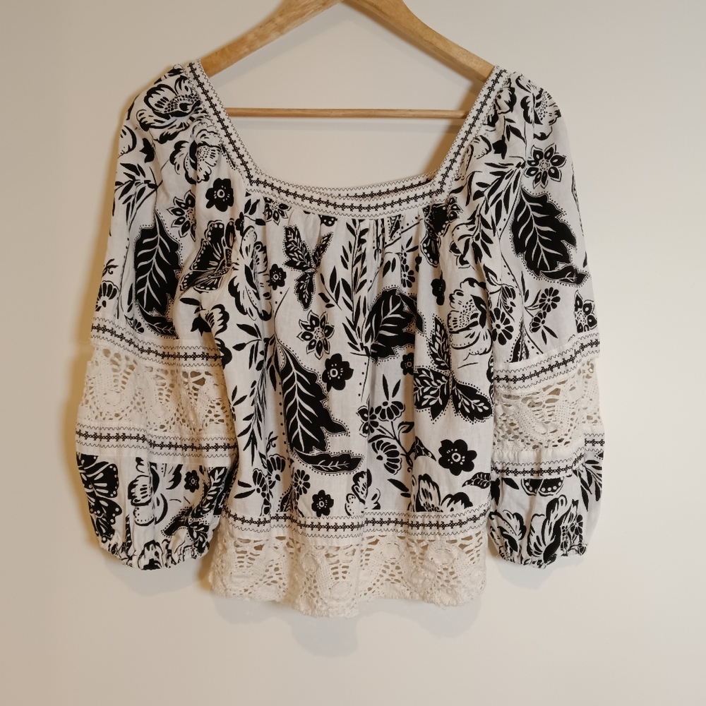 Christian Siriano Linen/Rayon Square Neck Peasant Top